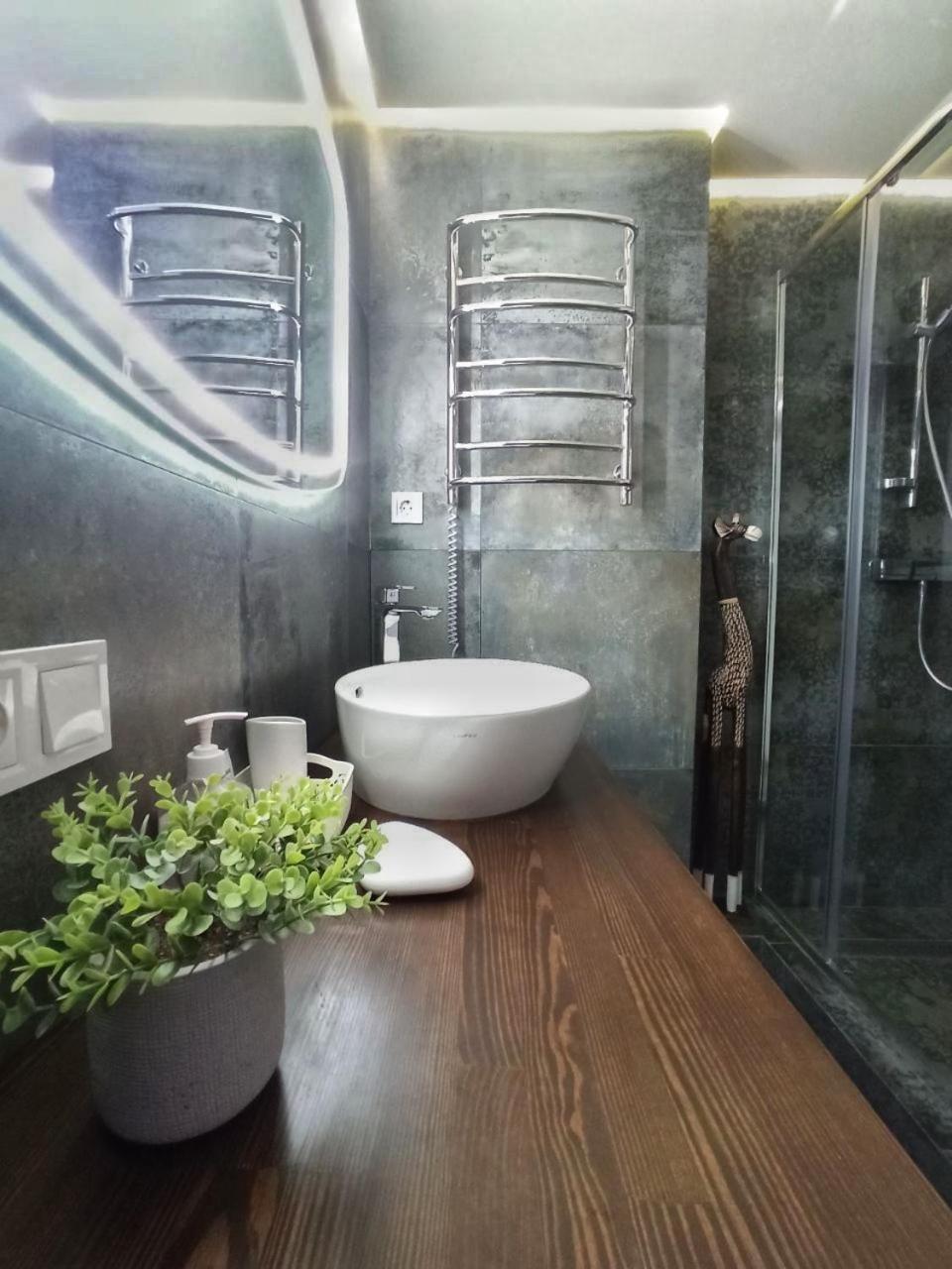 Apartment уютная возле бц Tower, концерт-холл оазис